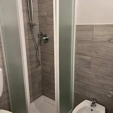 Adalesia & Coffee Hotel 3*