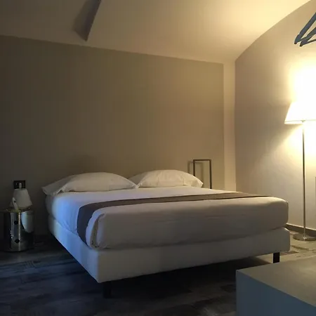 Adalesia & Coffee Hotel Turin