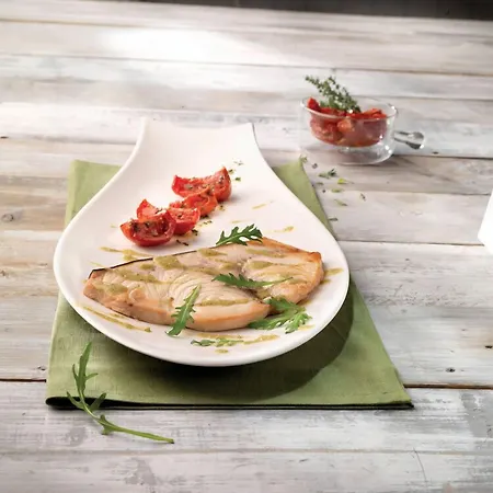 Adalesia & Coffee ホテル 3*