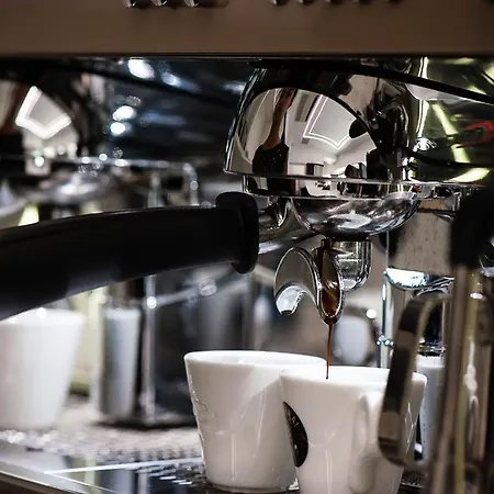 Hotel Adalesia & Coffee