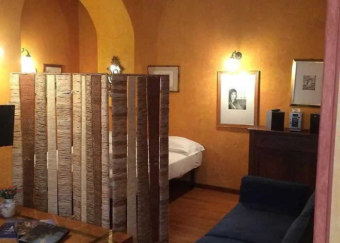 Hotell Adalesia & Coffee 3*