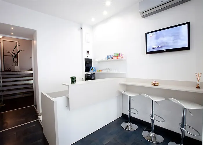 Hotell Adalesia & Coffee 3*