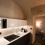 Adalesia Hotel&coffee Hotel