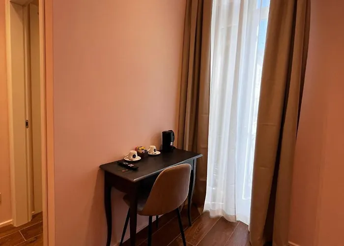 Adalesia & Coffee Отель 3*
