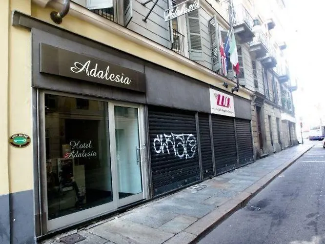 Adalesia & Coffee