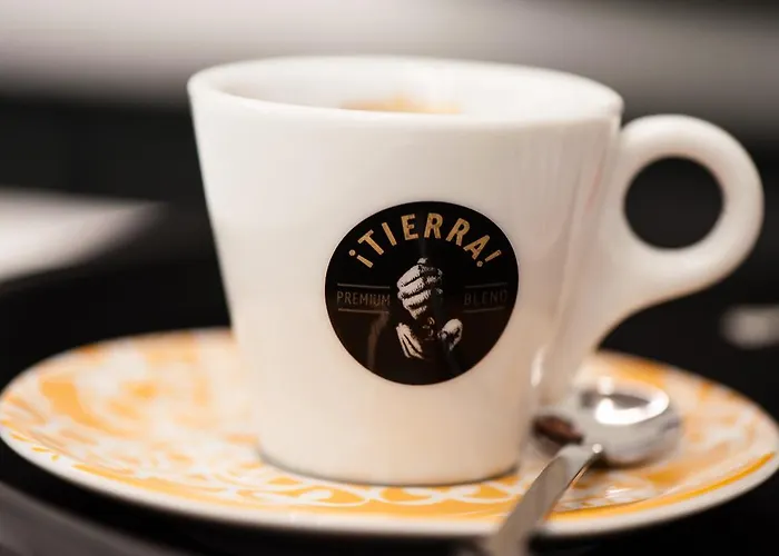 Adalesia & Coffee Отель Турин